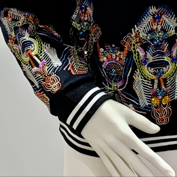 🔥NWOT🔥 Mod X Embroidered And Jeweled Zip Up Jacket - Picture 7 of 14